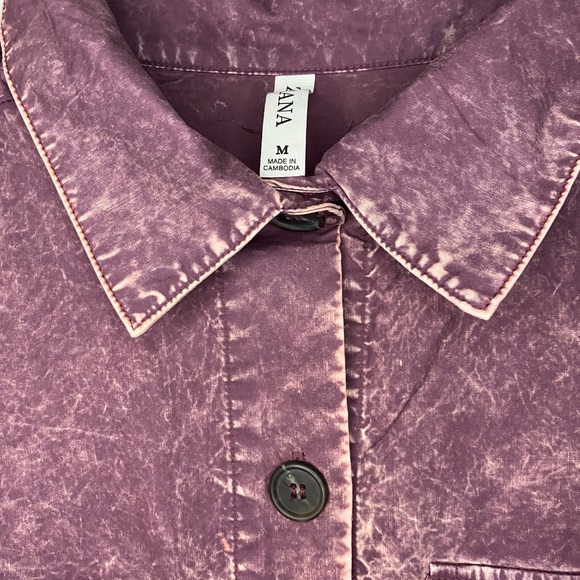 Zenana oversized acid washed shacket. Size medium - Picture 2 of 6